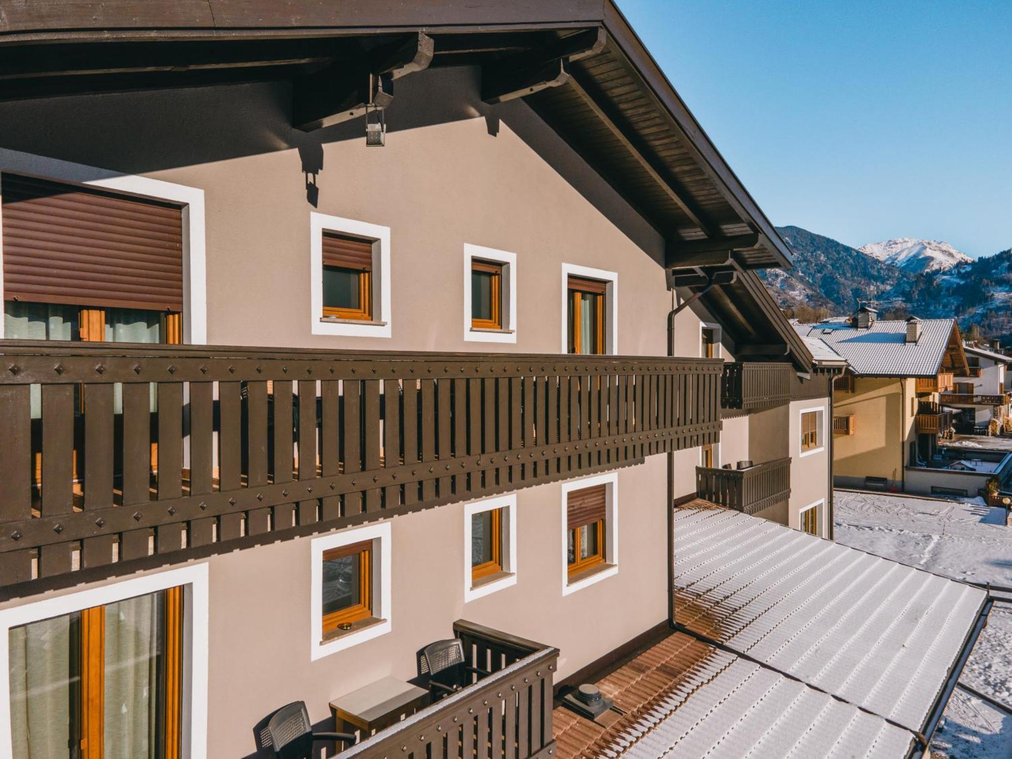 Suan Hotel Ziano Di Fiemme Exterior photo